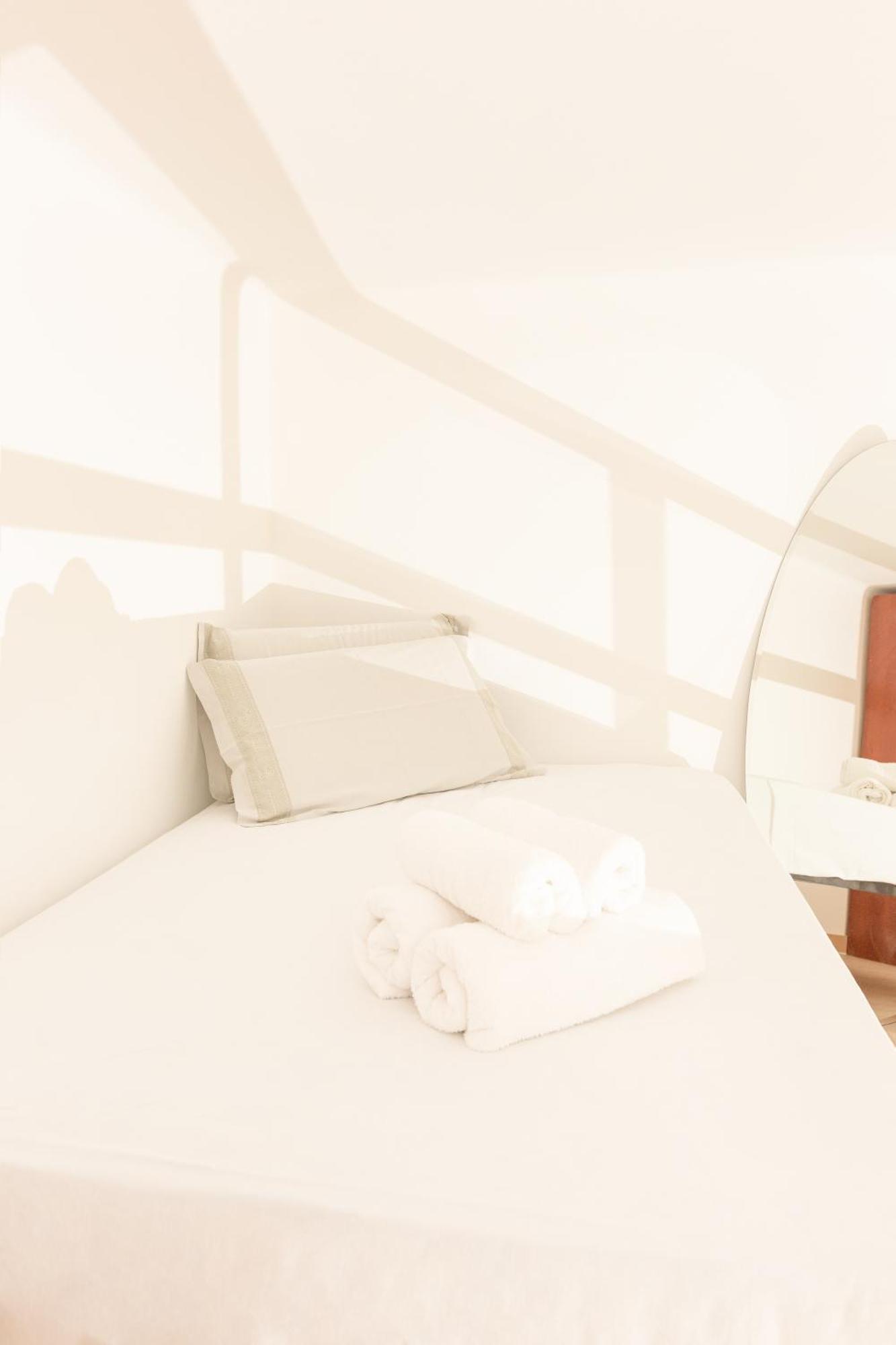 Cream Little Apartment - M1 - City Center Milan Bagian luar foto